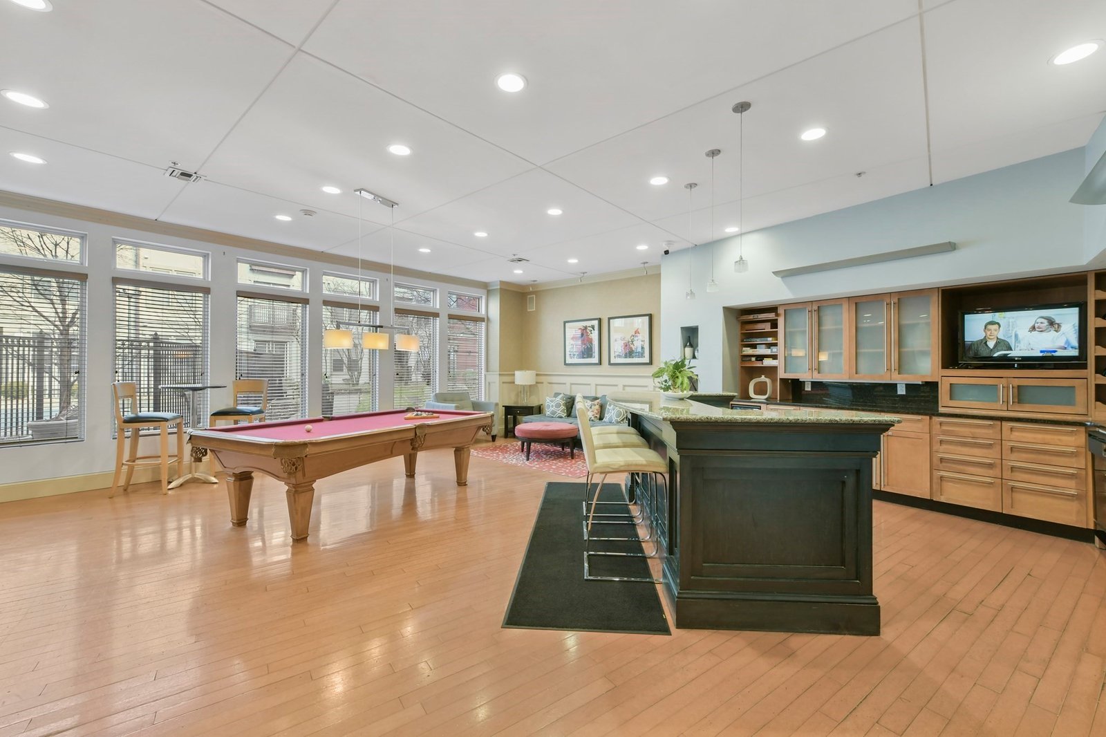 Condo - Mid-Rise, Loft