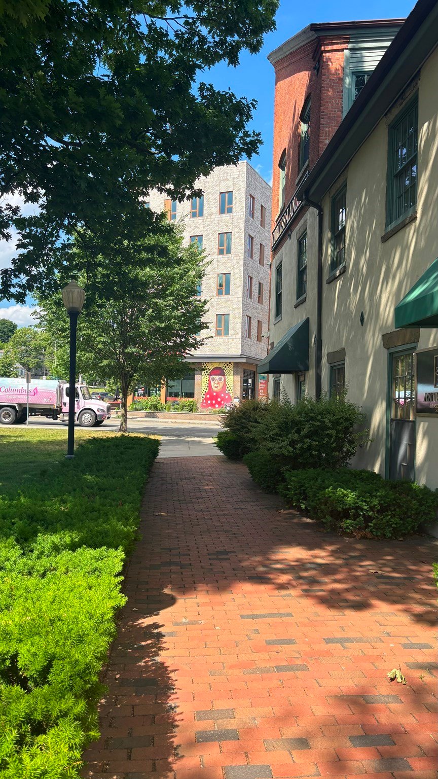 Commercial/Industrial - Commercial Condo