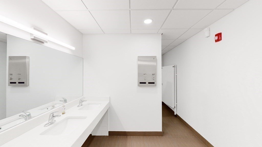 Commercial/Industrial - Office
