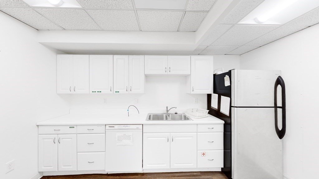 Commercial/Industrial - Office