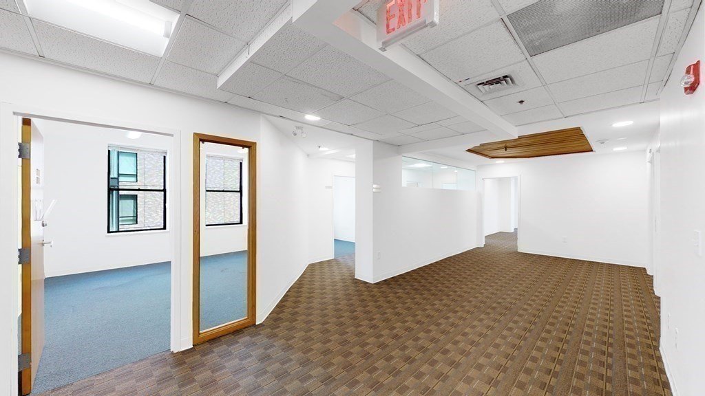 Commercial/Industrial - Office