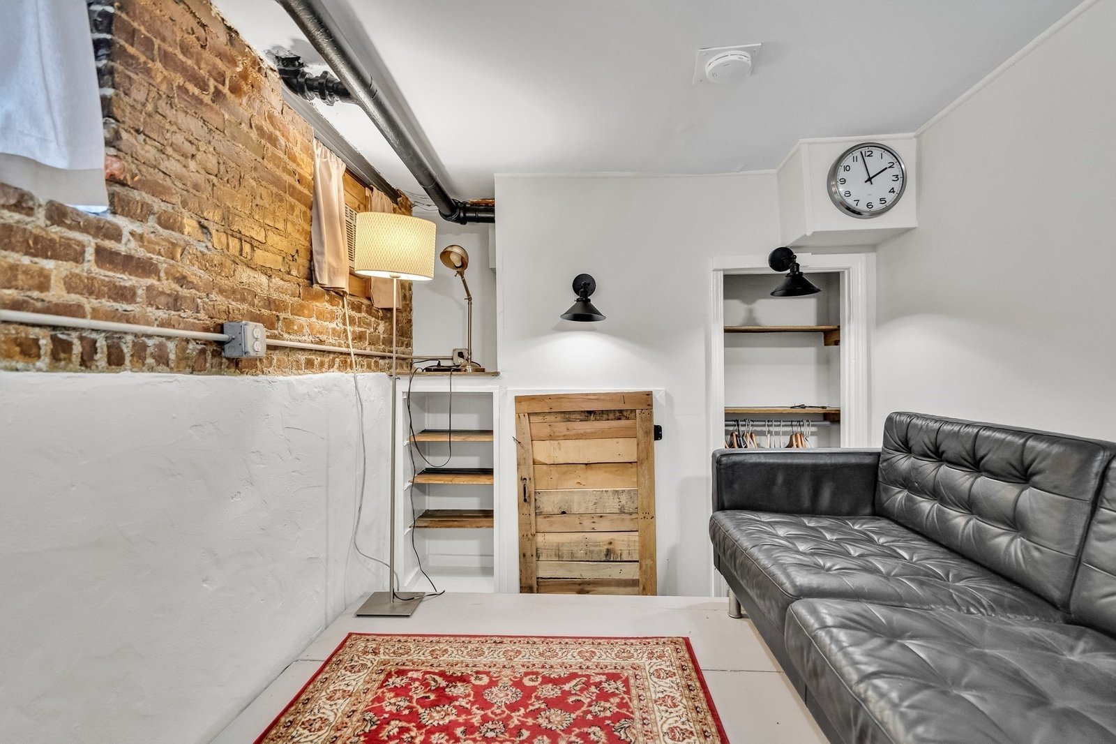 Condo - Low-Rise