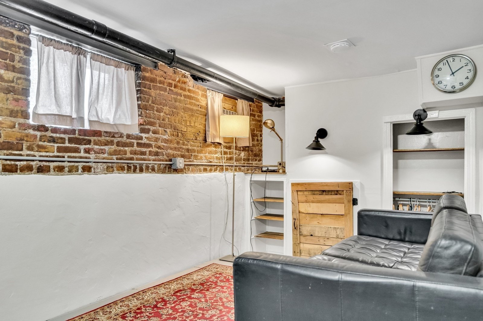 Condo - Low-Rise