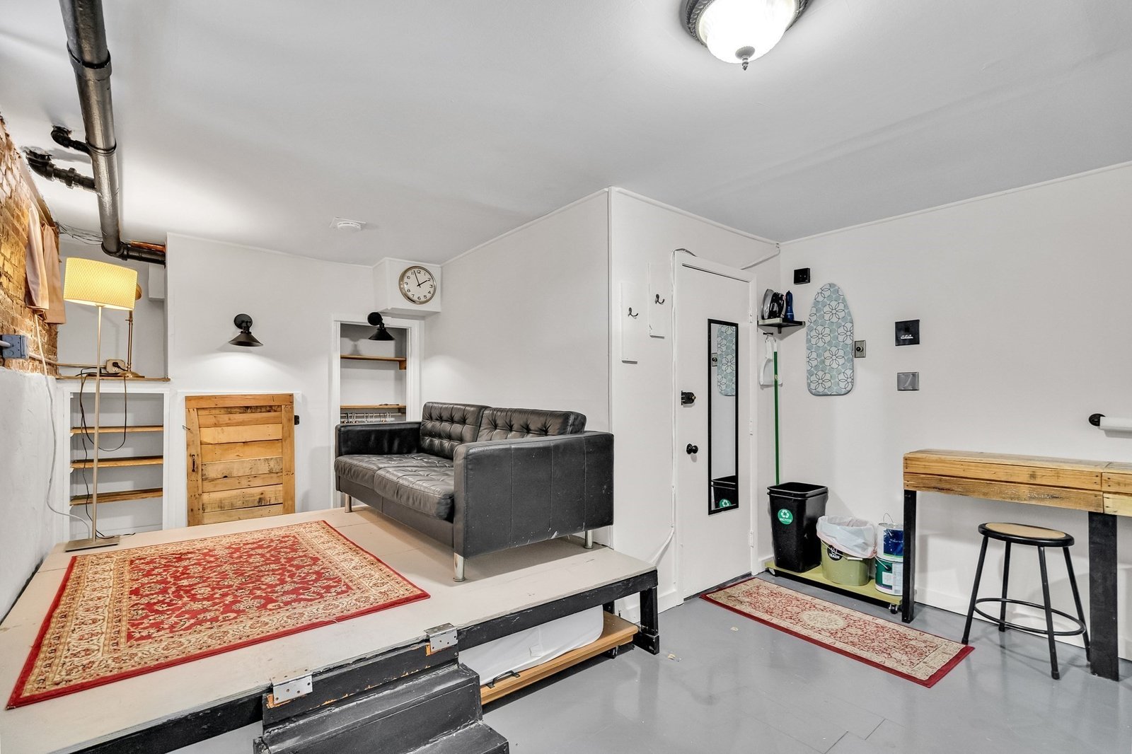 Condo - Low-Rise