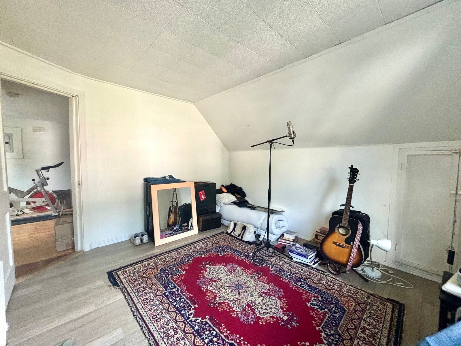 Residential Rental - Apartment