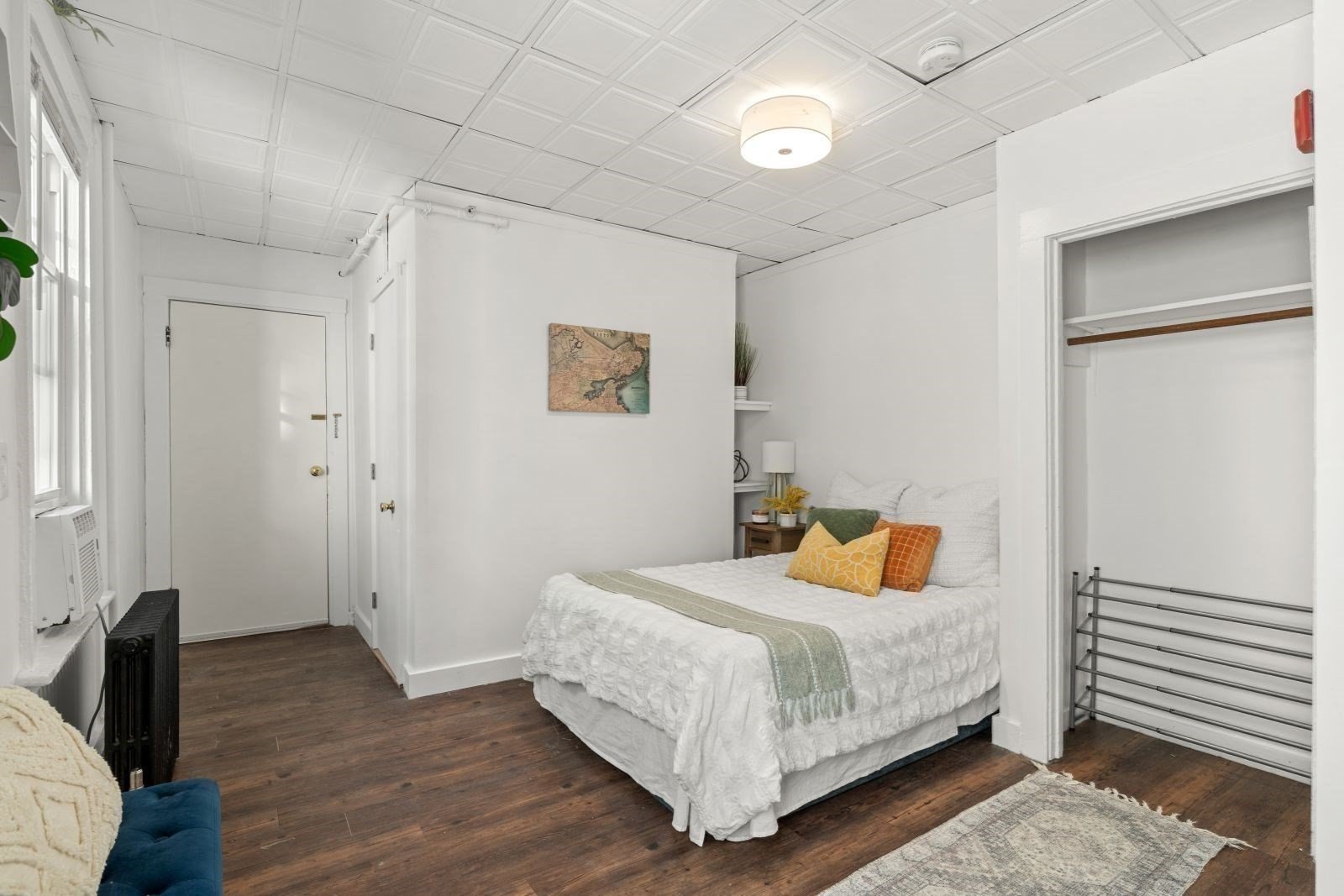 Residential Rental - Apartment