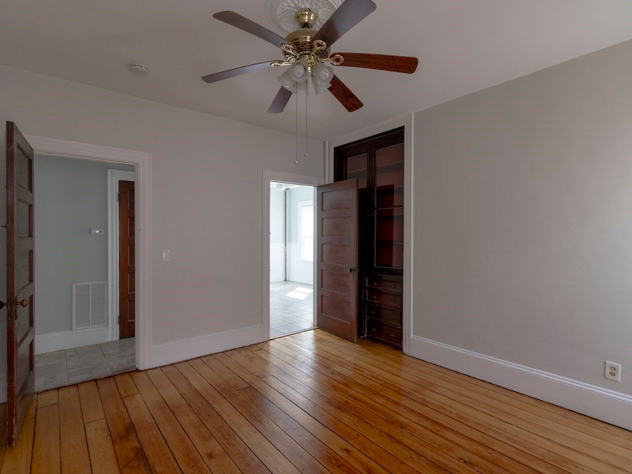 Residential Rental - Apartment
