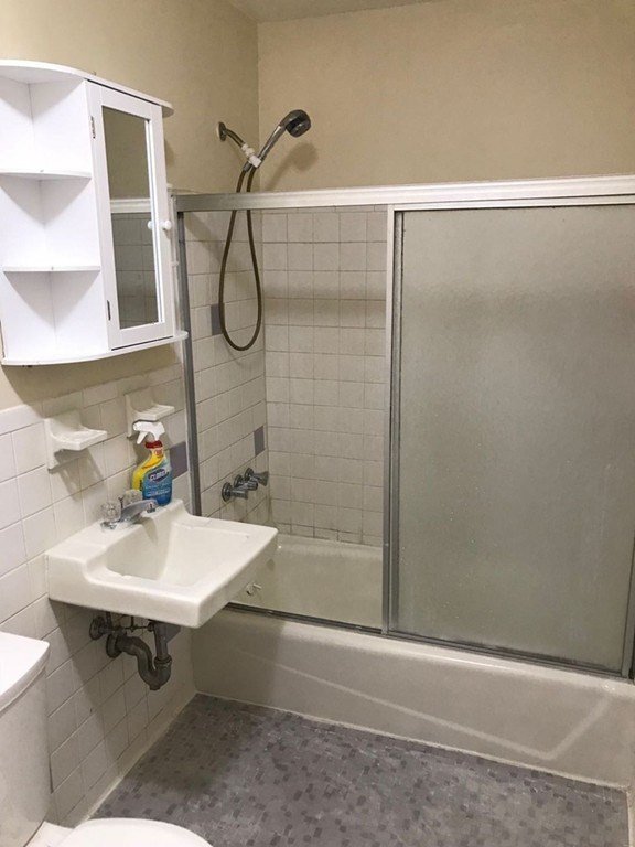Residential Rental - Condominium