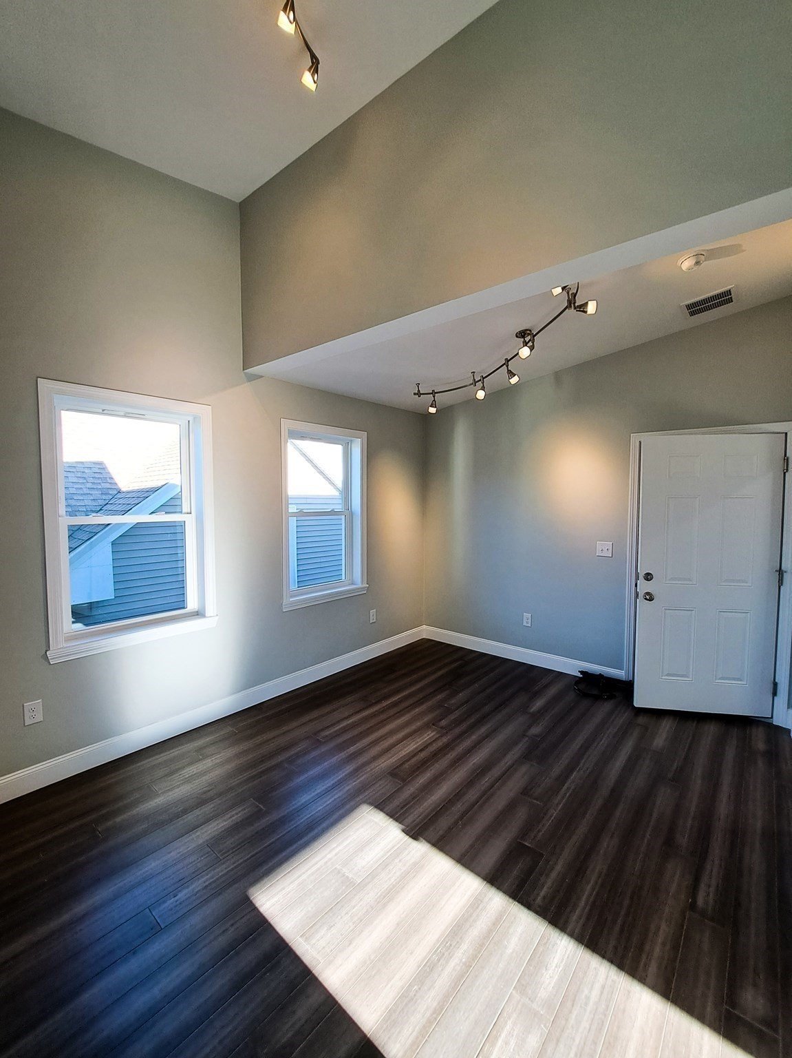 Residential Rental - Apartment