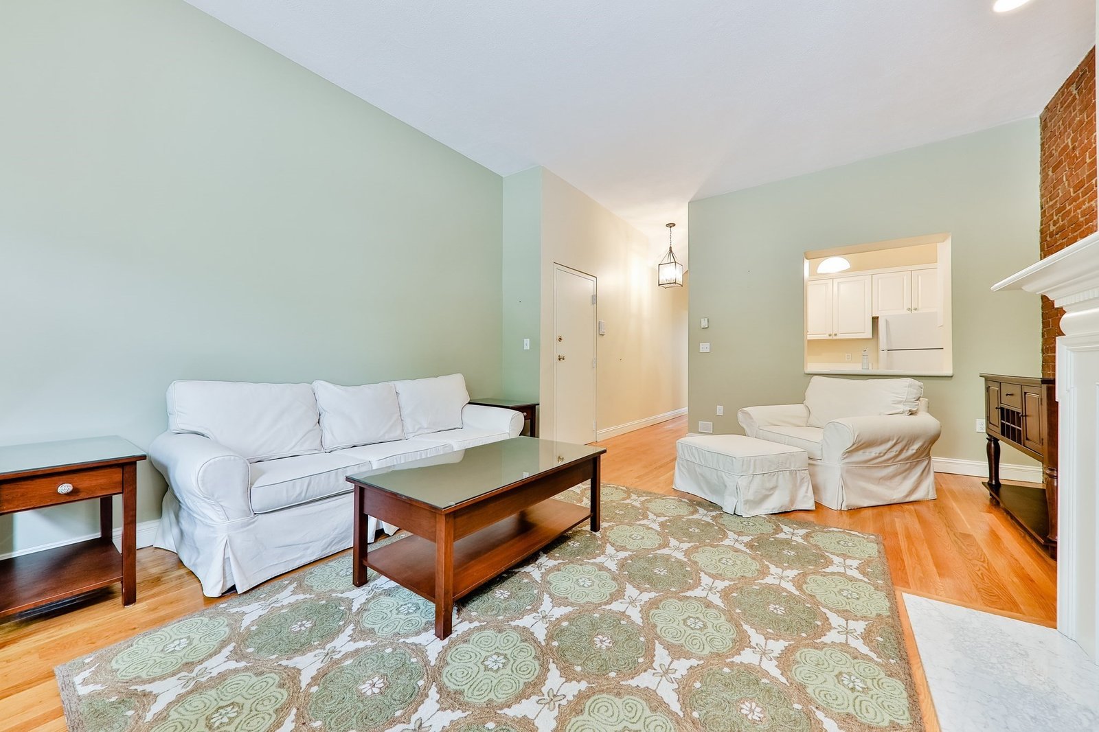 Residential Rental - Condominium