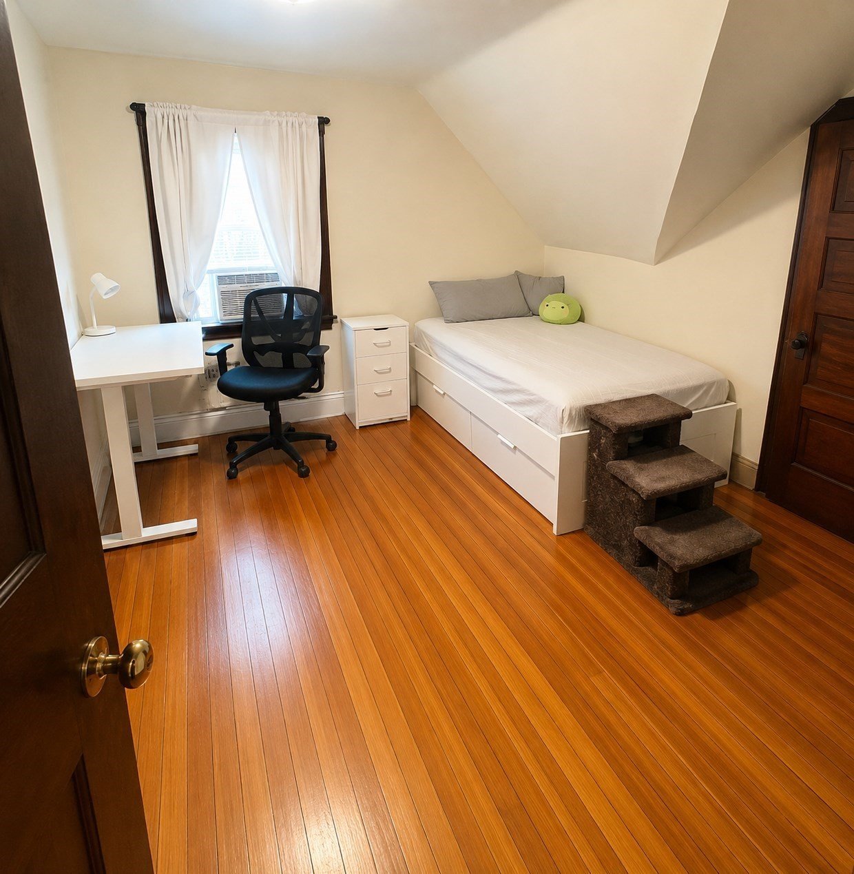 Residential Rental - Apartment