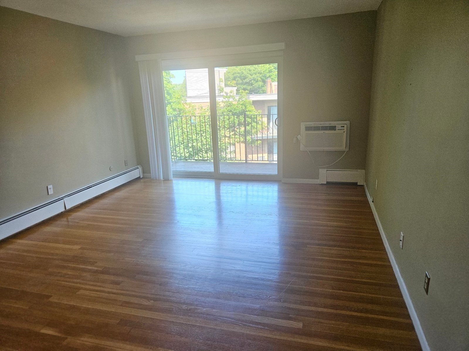 Residential Rental - Condominium
