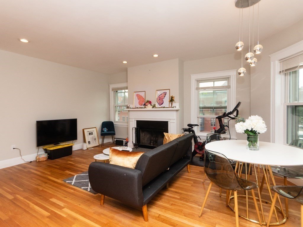 Residential Rental - Condominium