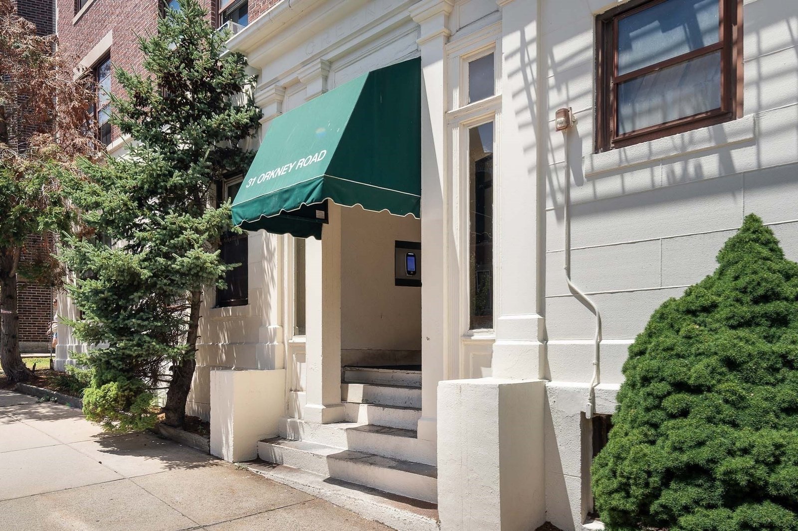 Residential Rental - Apartment