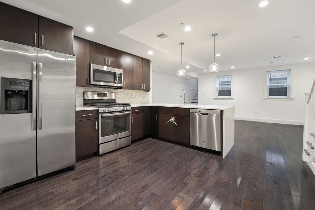 Residential Rental - Condominium