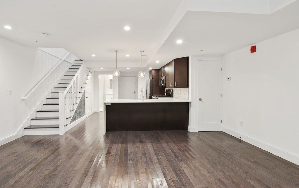 Residential Rental - Condominium