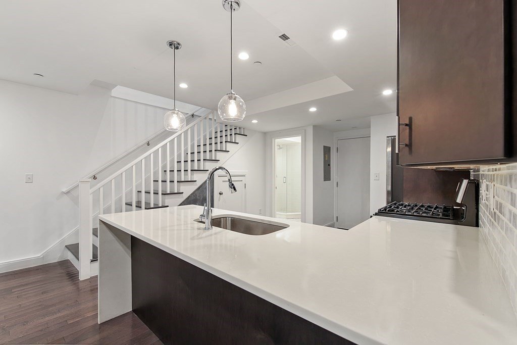 Residential Rental - Condominium