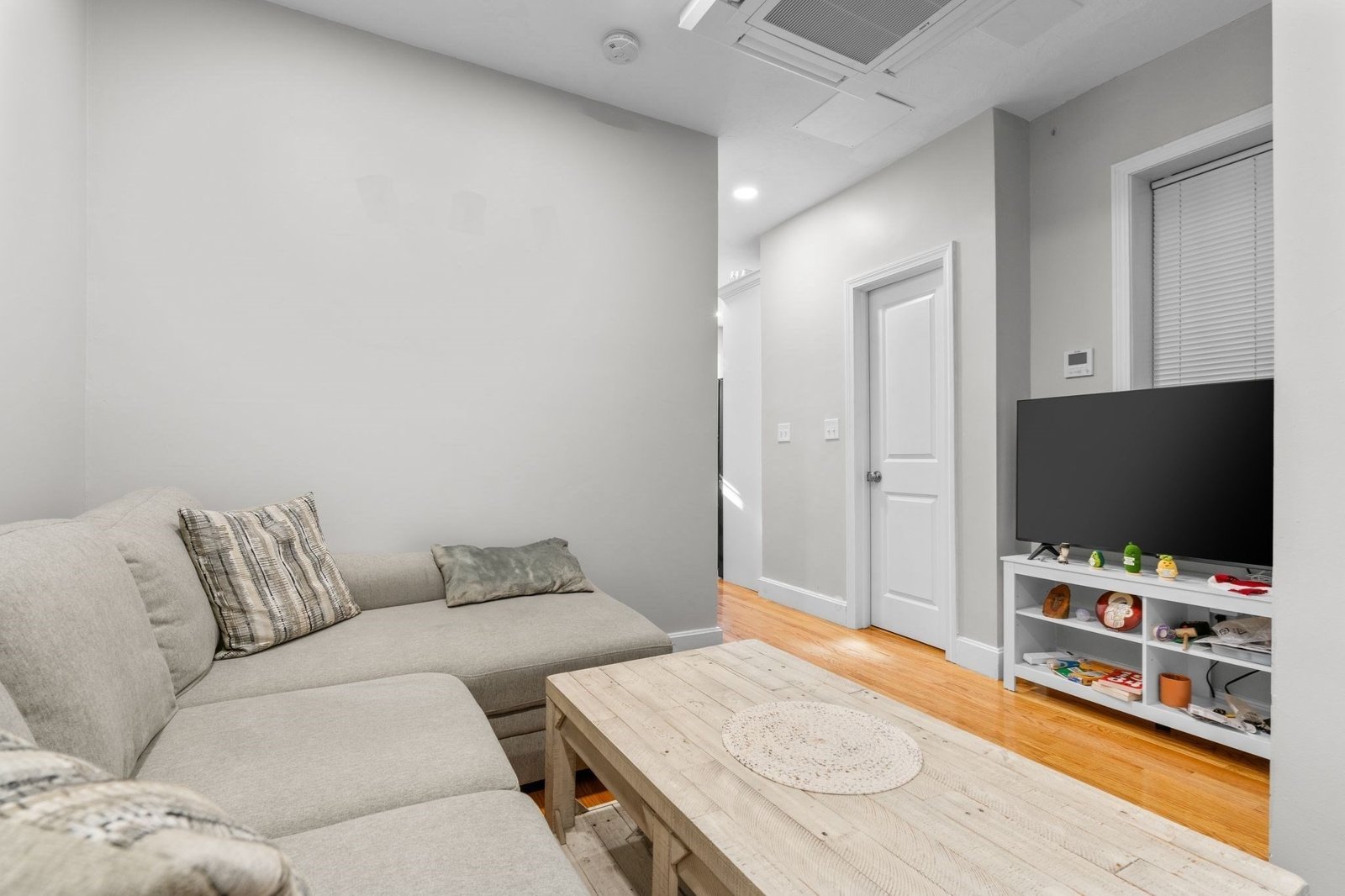 Residential Rental - Apartment