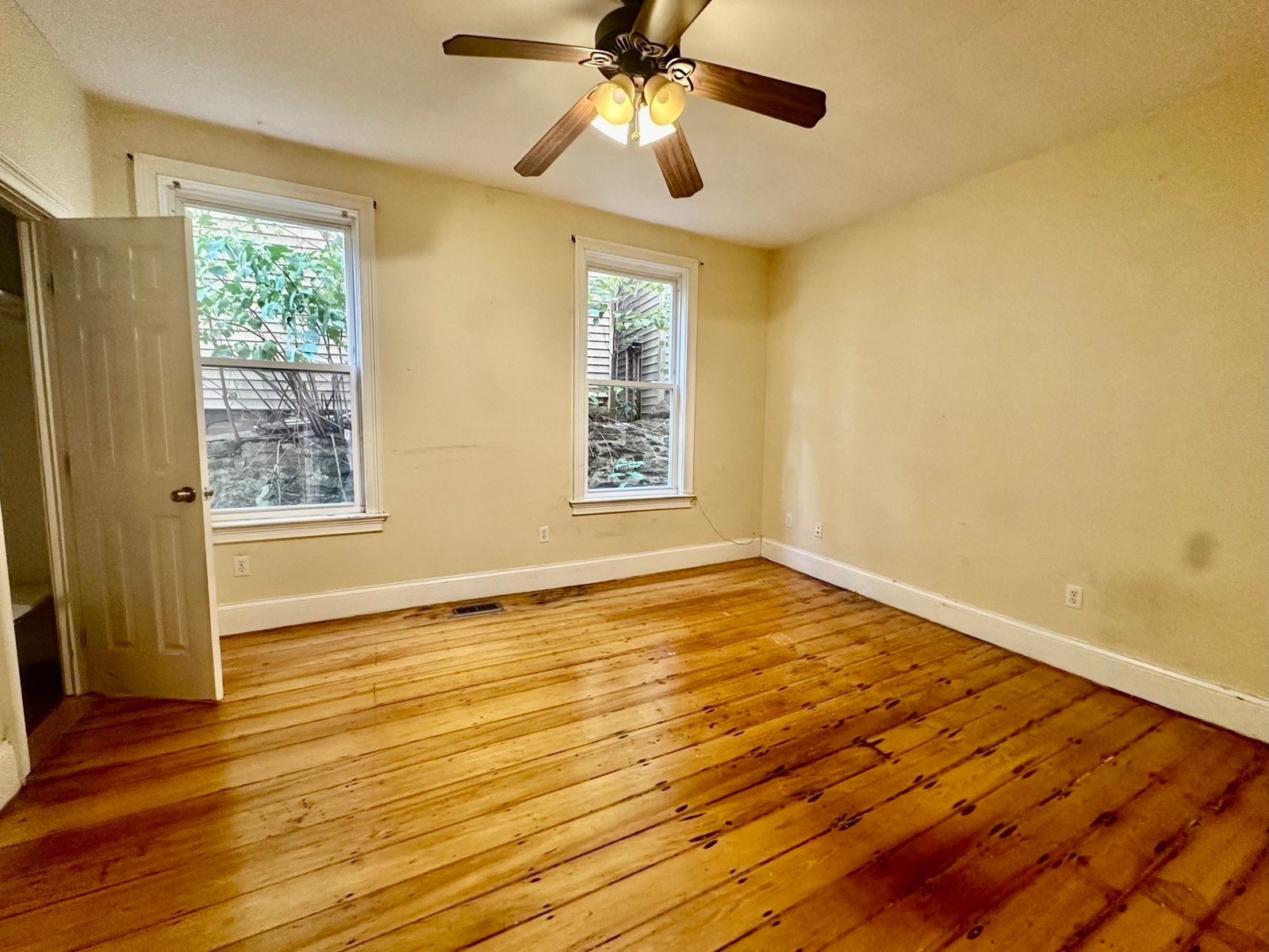 Residential Rental - Apartment