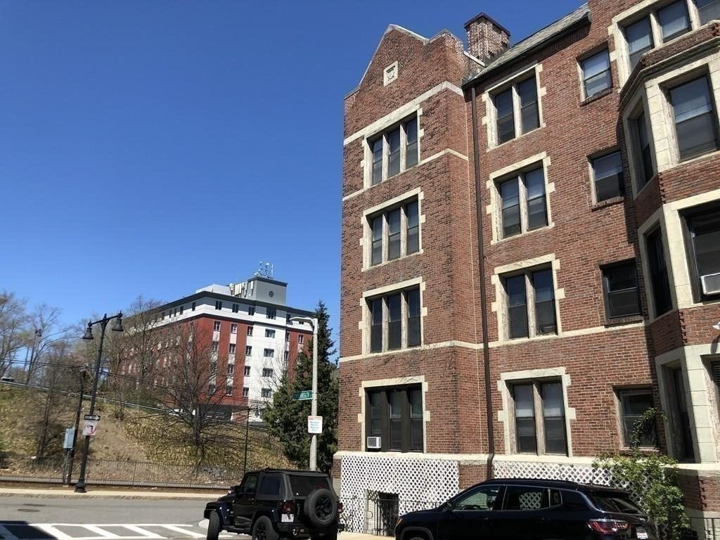 Residential Rental - Condominium