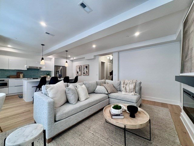 Residential Rental - Condominium