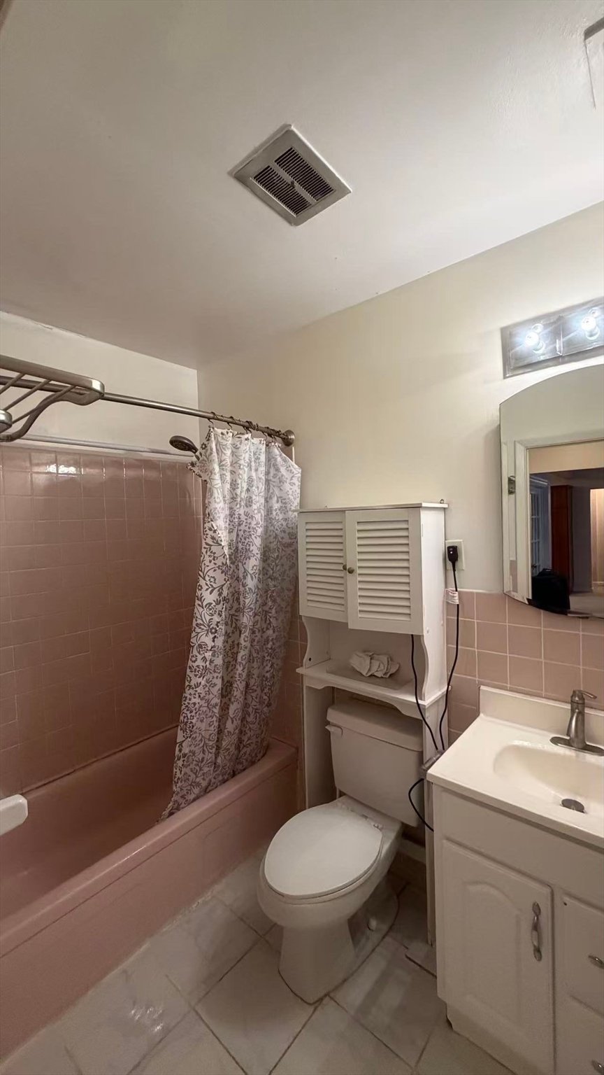Residential Rental - Condominium