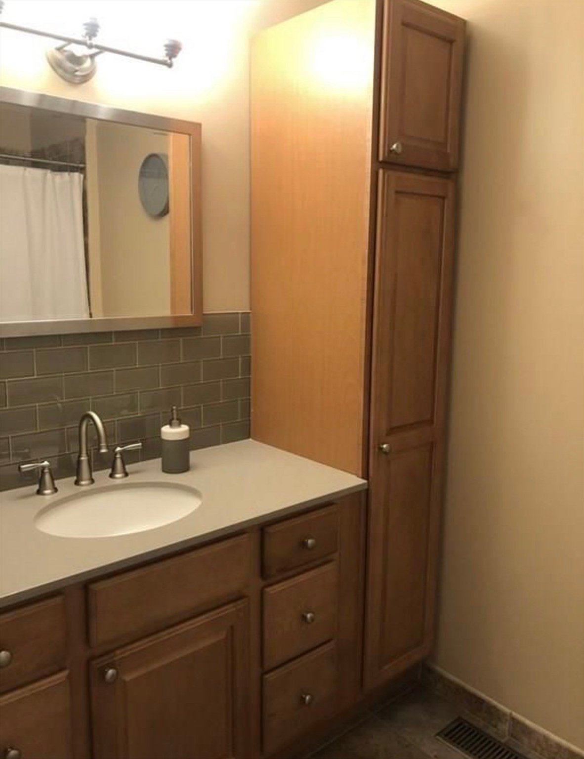 Residential Rental - Condominium