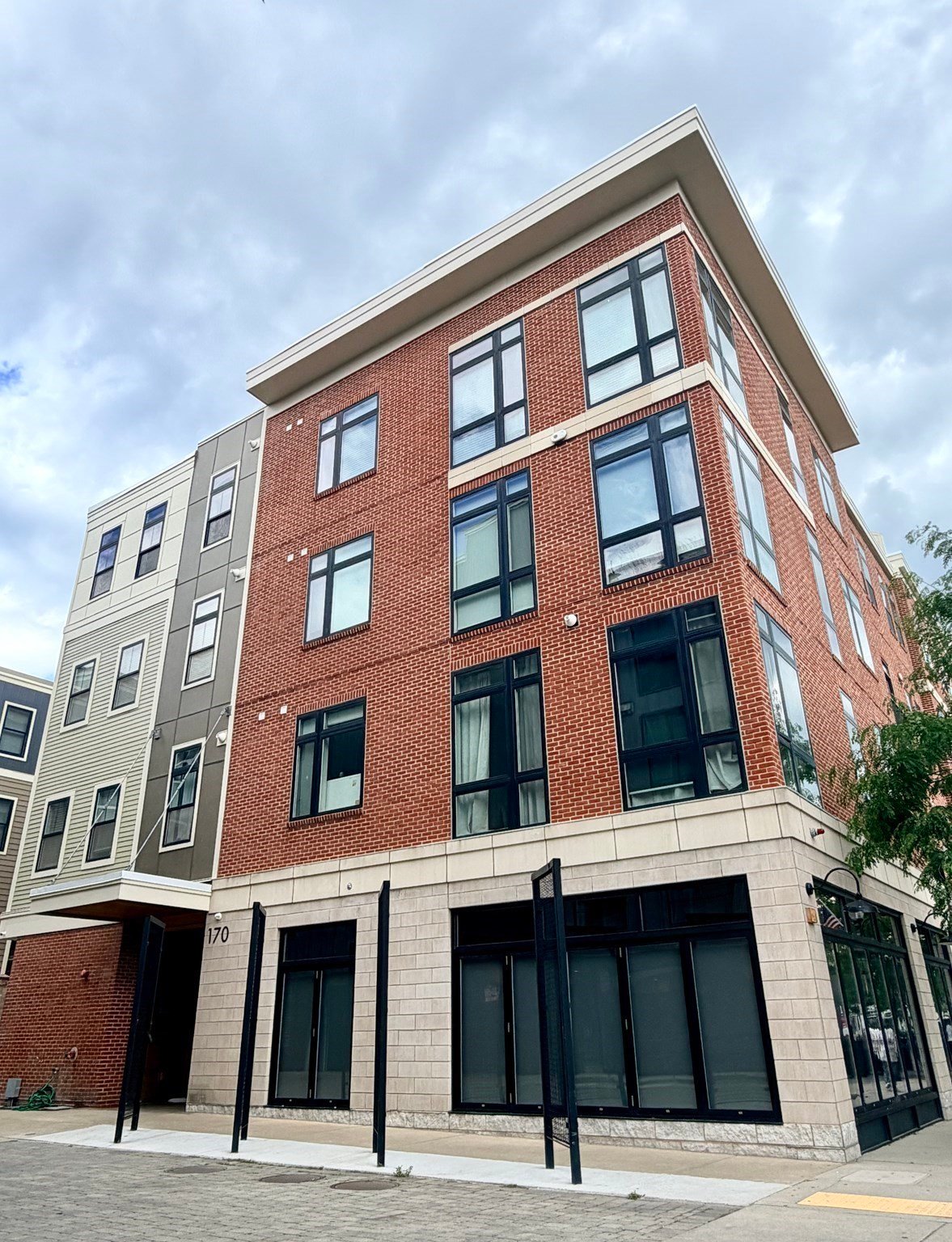 Residential Rental - Condominium