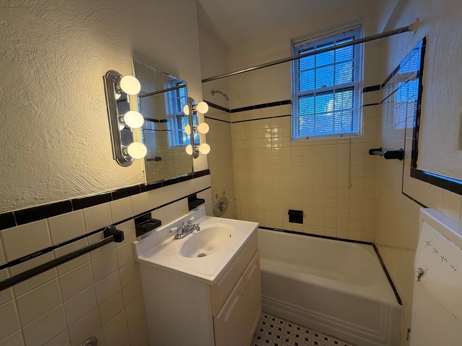 Residential Rental - Condominium